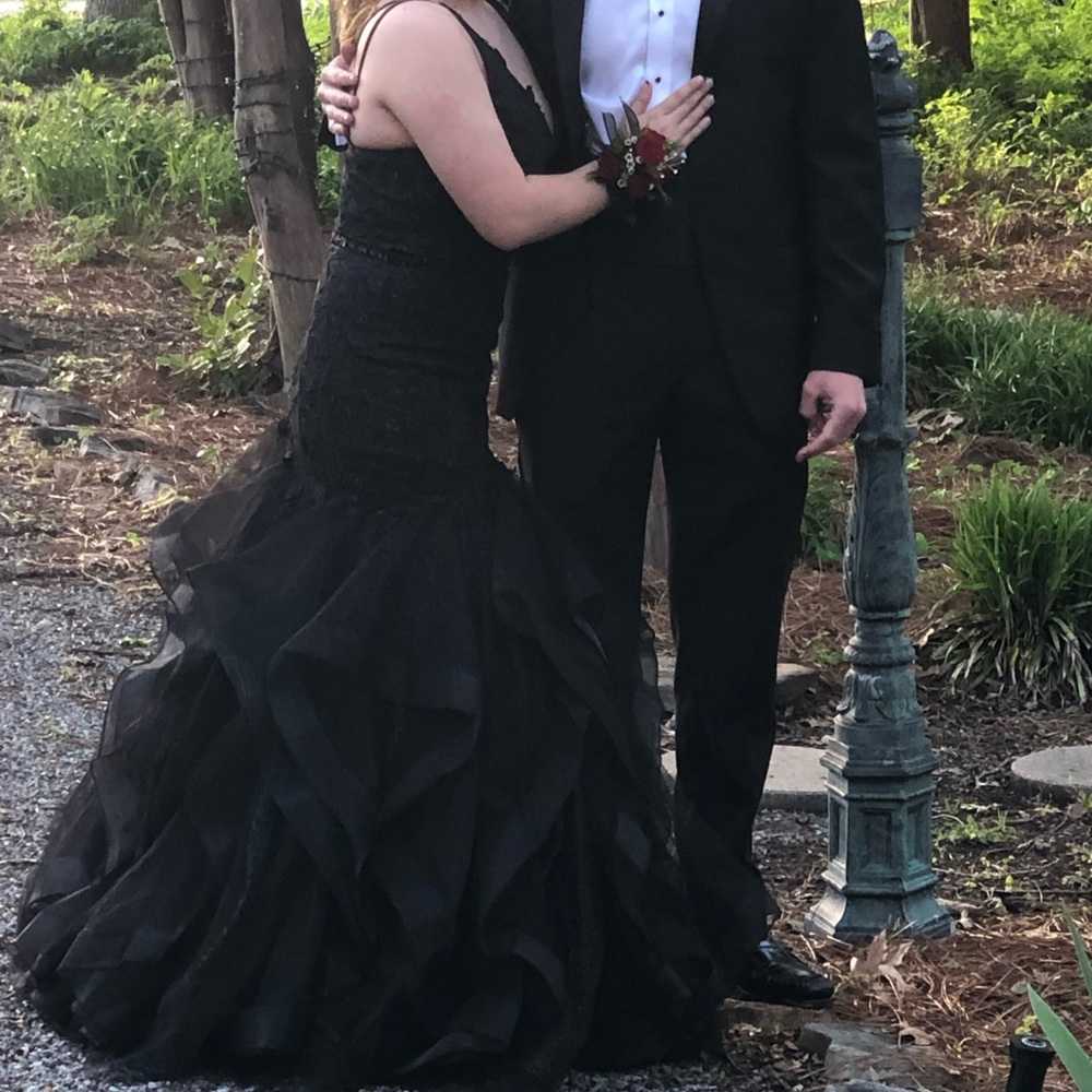 Elegant Black Prom Dress
